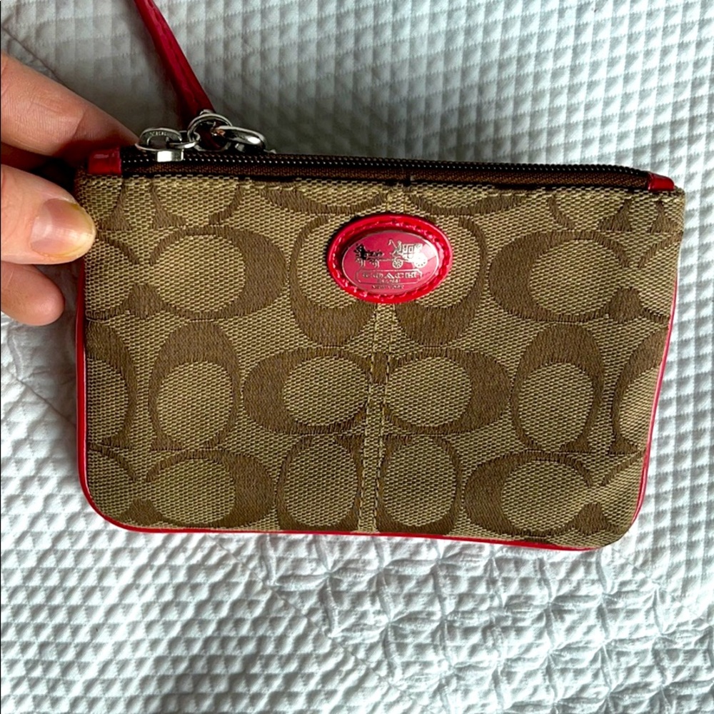 Coach Wristlet-Spring/Summer - Picture 5 of 5